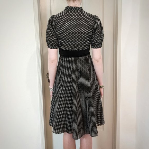 MASON by MICHELLE MASON Black Eyelet Lace & Velvet Swing 50s Look Midi Dress Sz2 - Picture 3 of 12